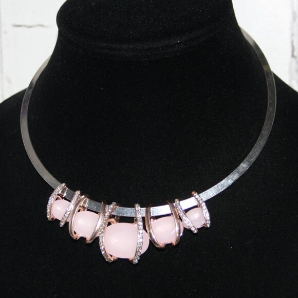 Beautiful silver collar necklace with rose gold, rhinestones and pink gems - Picture 1 of 4